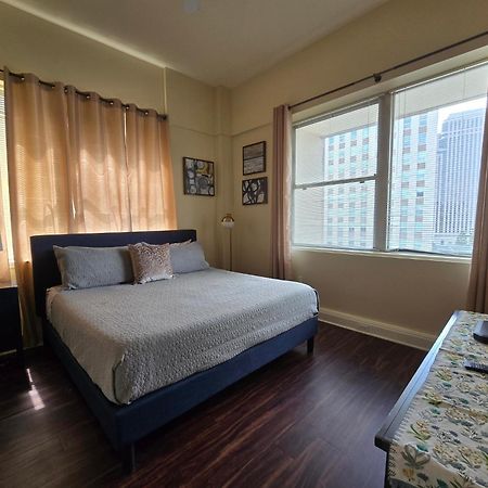 Amazing Condos Beautiful View 2 Blocks To French Quarter, Small Rooftop Pool, Gym, Seanger Theater, Super Dome, And Bourbon St 뉴올리언스 객실 사진
