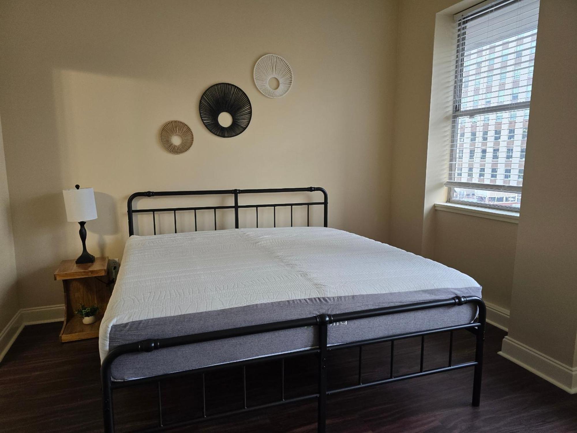 Amazing Condos Beautiful View 2 Blocks To French Quarter, Small Rooftop Pool, Gym, Seanger Theater, Super Dome, And Bourbon St 뉴올리언스 객실 사진