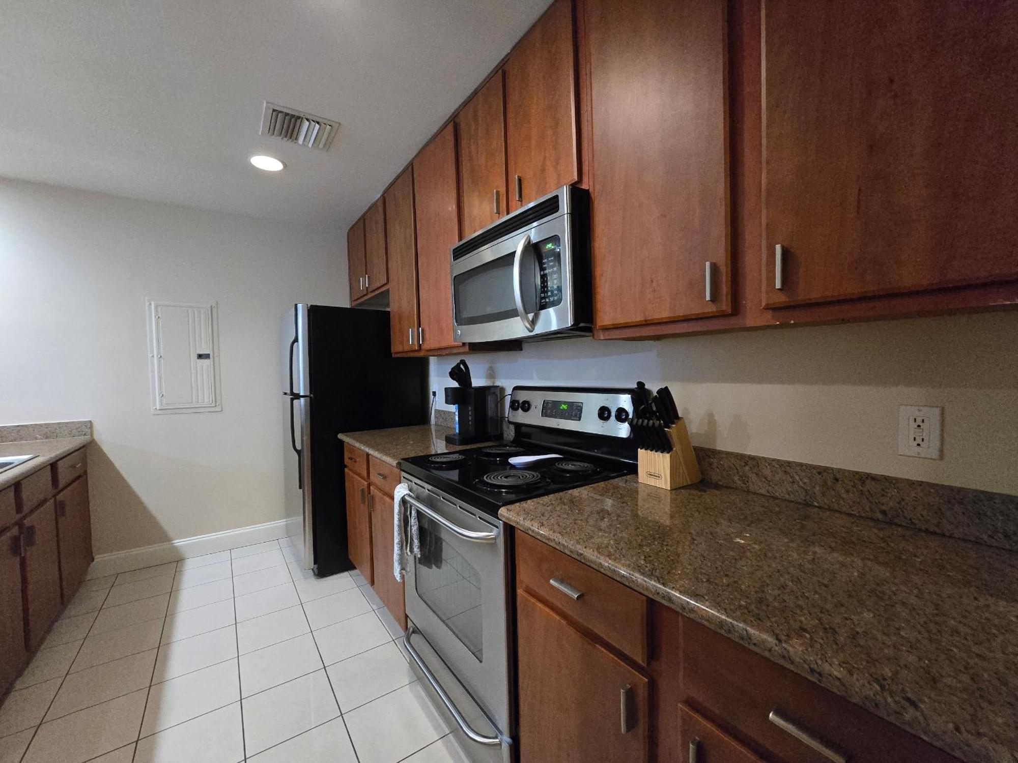 Amazing Condos Beautiful View 2 Blocks To French Quarter, Small Rooftop Pool, Gym, Seanger Theater, Super Dome, And Bourbon St 뉴올리언스 객실 사진