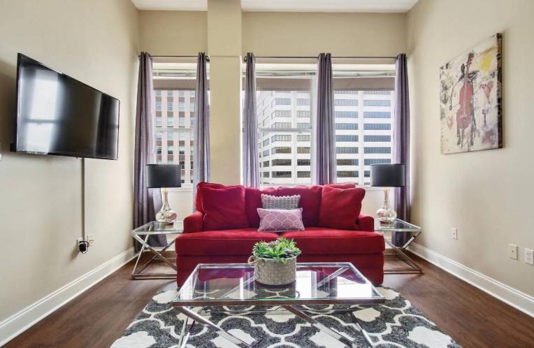 Amazing Condos Beautiful View 2 Blocks To French Quarter, Small Rooftop Pool, Gym, Seanger Theater, Super Dome, And Bourbon St 뉴올리언스 외부 사진
