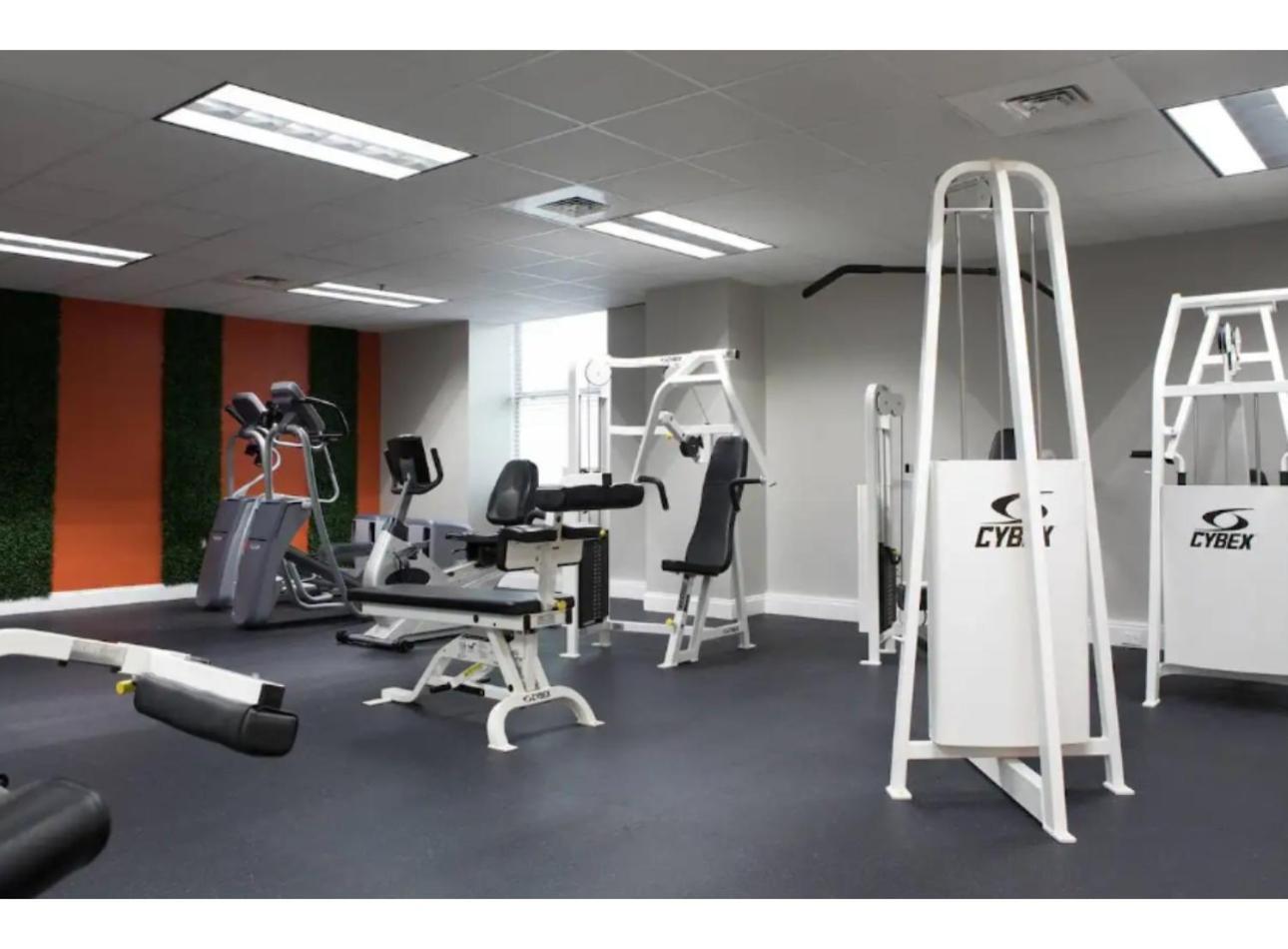 Amazing Condos Beautiful View 2 Blocks To French Quarter, Small Rooftop Pool, Gym, Seanger Theater, Super Dome, And Bourbon St 뉴올리언스 외부 사진