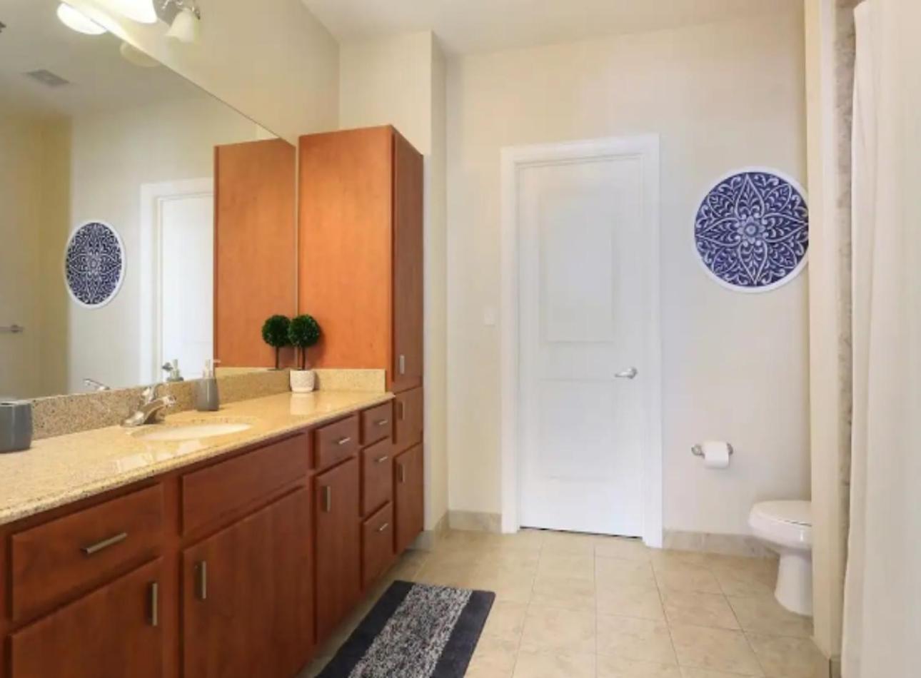 Amazing Condos Beautiful View 2 Blocks To French Quarter, Small Rooftop Pool, Gym, Seanger Theater, Super Dome, And Bourbon St 뉴올리언스 외부 사진