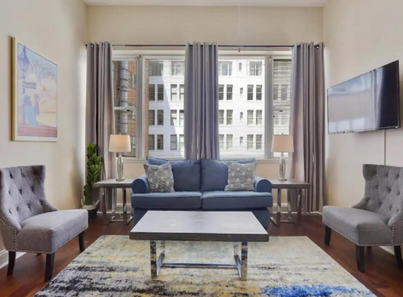 Amazing Condos Beautiful View 2 Blocks To French Quarter, Small Rooftop Pool, Gym, Seanger Theater, Super Dome, And Bourbon St 뉴올리언스 외부 사진