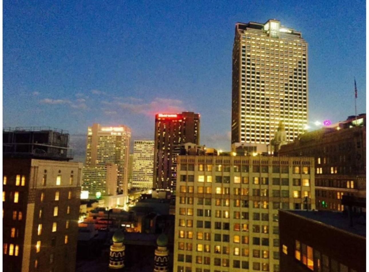 Amazing Condos Beautiful View 2 Blocks To French Quarter, Small Rooftop Pool, Gym, Seanger Theater, Super Dome, And Bourbon St 뉴올리언스 외부 사진